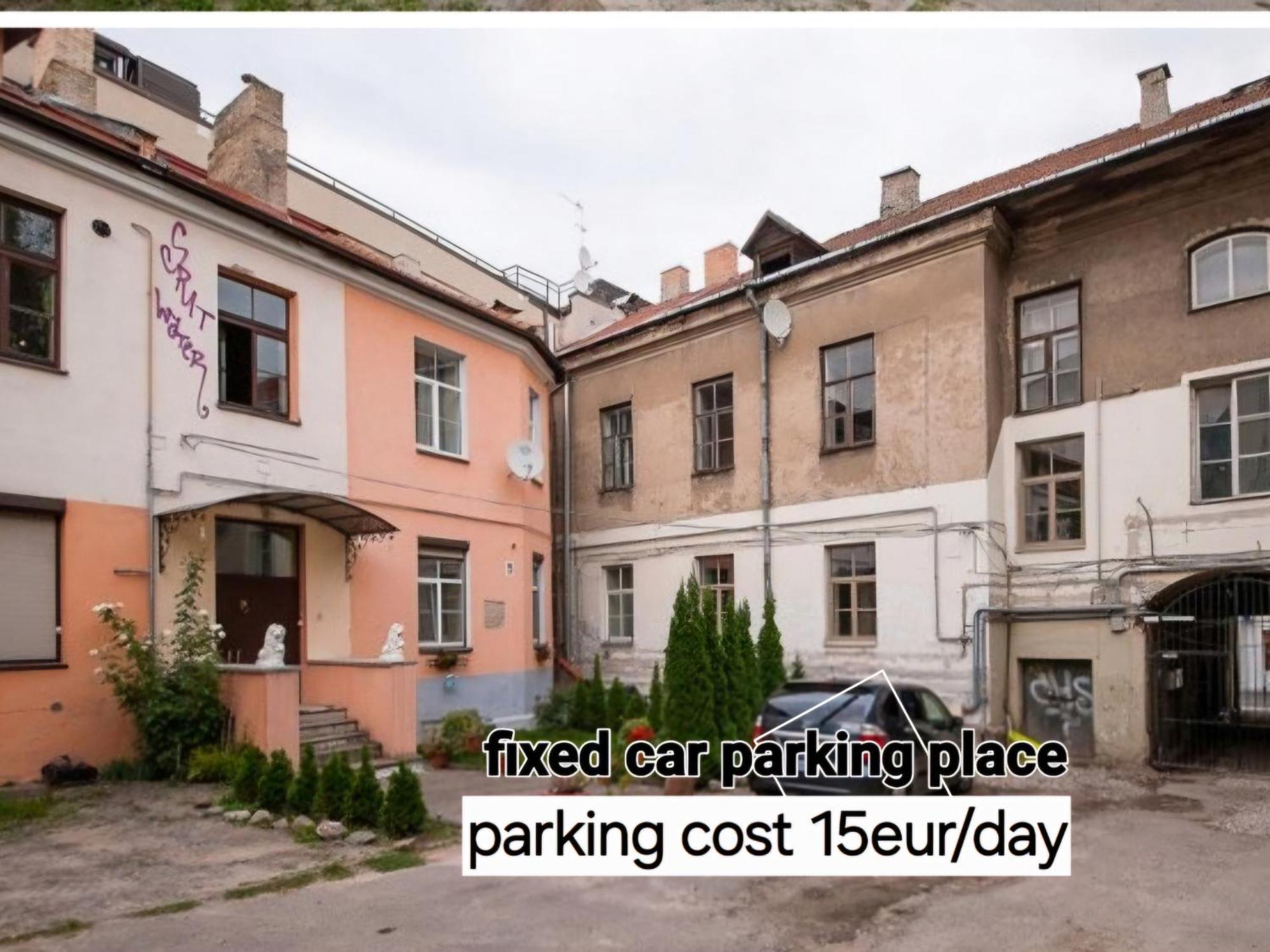 Happy Inn Toto Old Town, Self Check, Parking In The Yard, Вилнюс Екстериор снимка